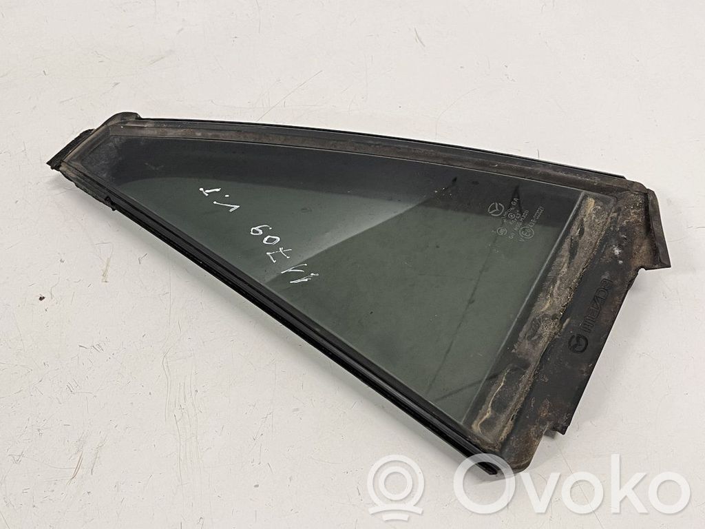 Mazda 6 Ventanilla de ventilación de la puerta trasera 