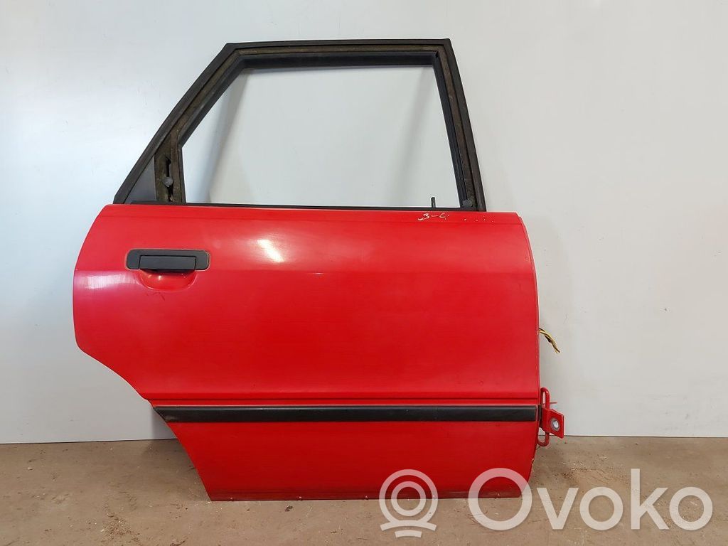 Audi 80 90 S2 B4 Galinės durys 