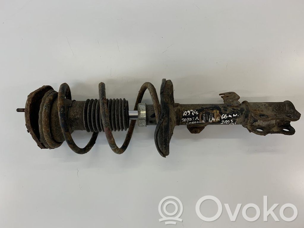 Toyota Corolla E120 E130 Priekšpusē amortizators 