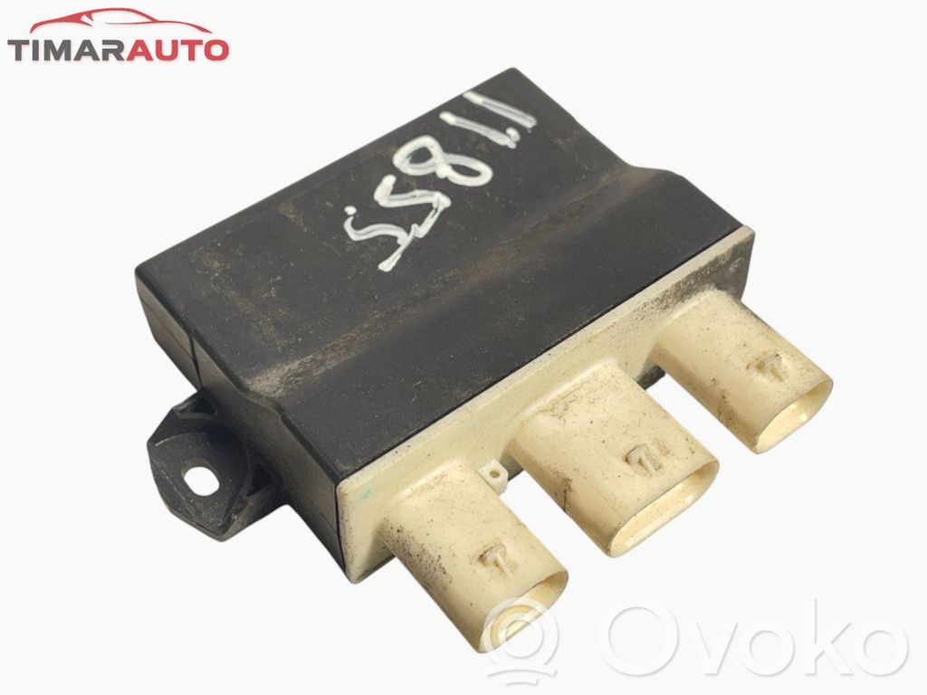Ford Kuga II Tailgate/trunk control unit/module 