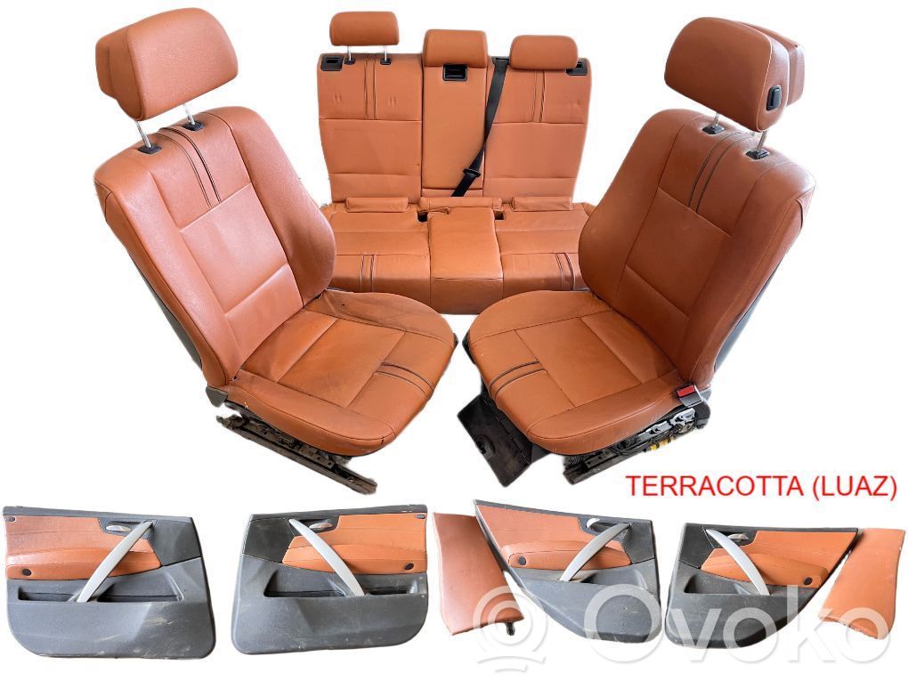 BMW X3 E83 Sėdynių komplektas 