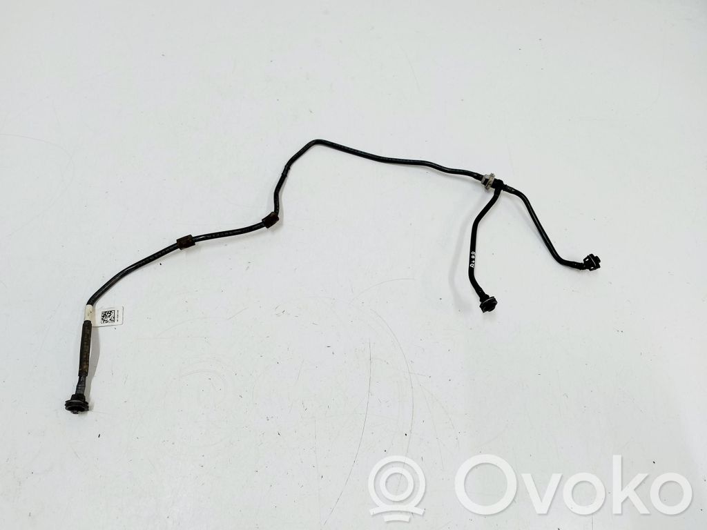 Audi A4 S4 B9 Conductă/furtun aerisire 