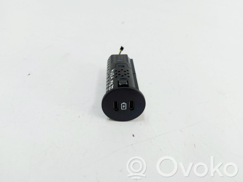 Ford Kuga III Enchufe conector USB 