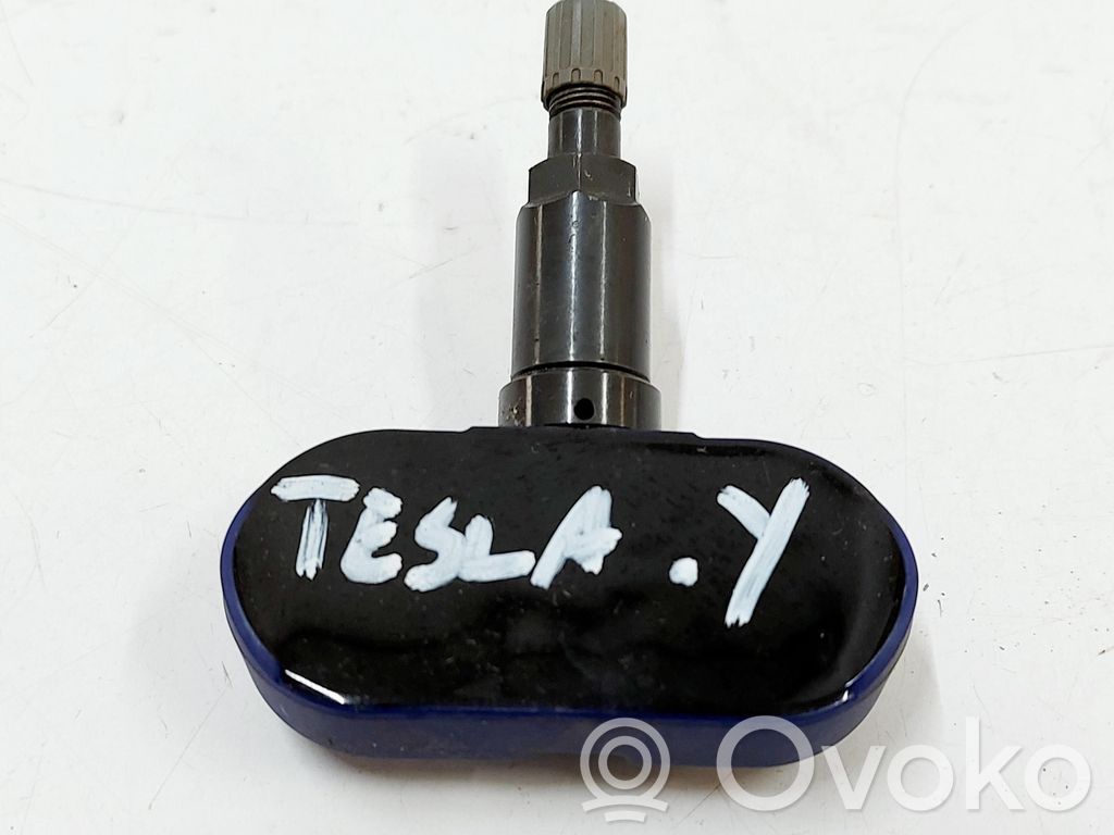 Tesla Model Y Oro slėgio daviklis 
