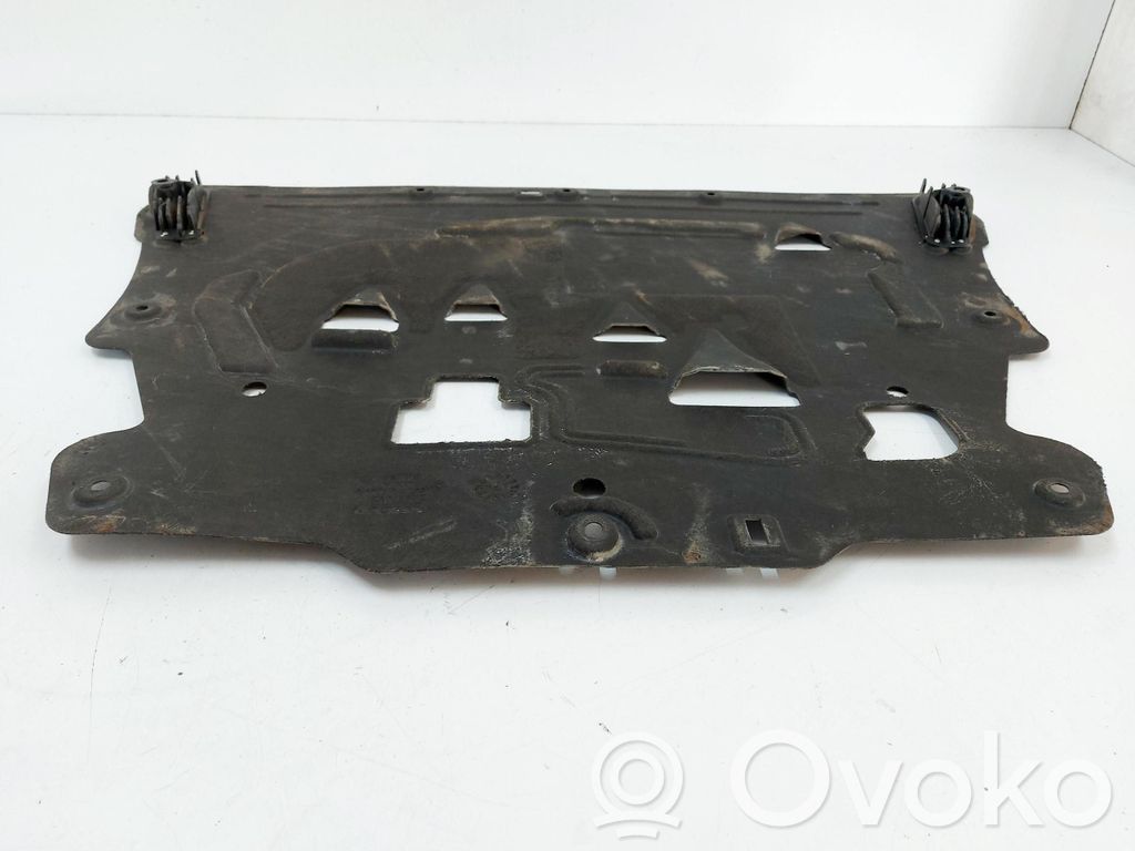 Placa protectora/protector antisalpicaduras motor   31497612,31497612