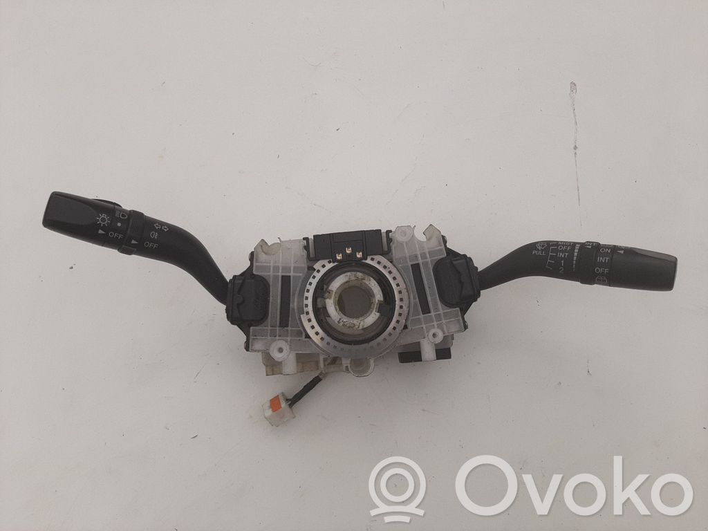 Mazda 6 Wiper turn signal indicator stalk/switch 