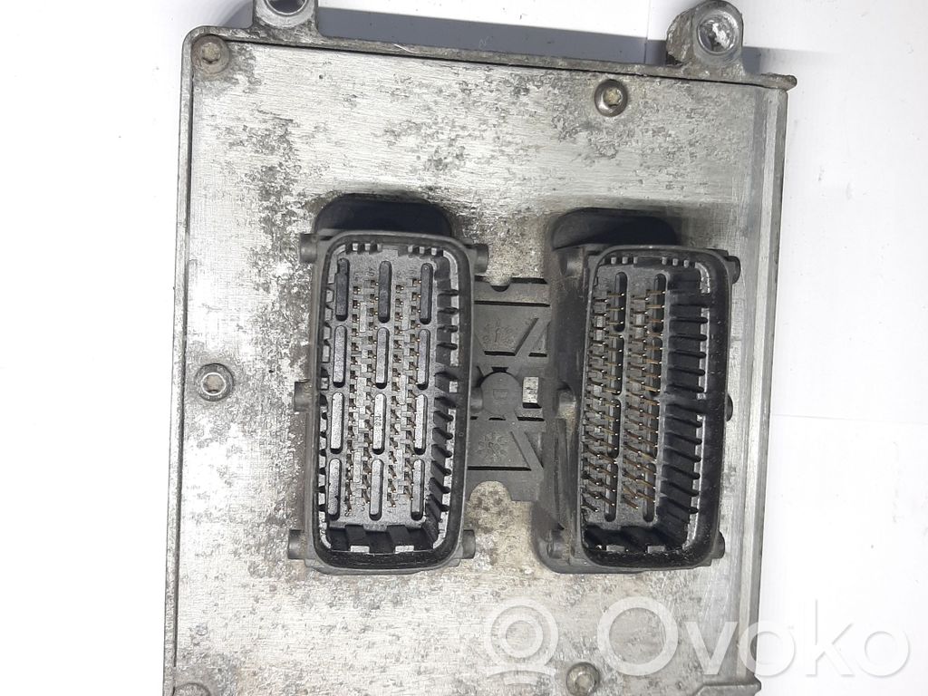 Opel Vectra C Engine control unit/module 