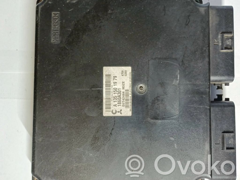 Mitsubishi Colt Engine control unit/module 