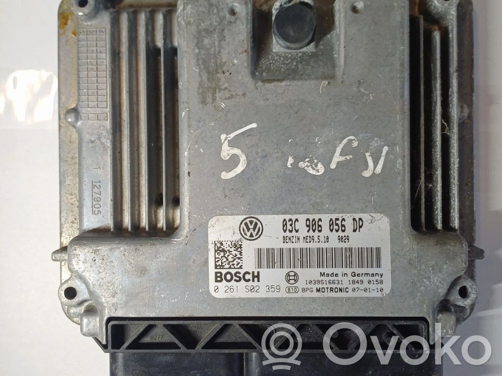 Volkswagen Golf V Engine control unit/module 