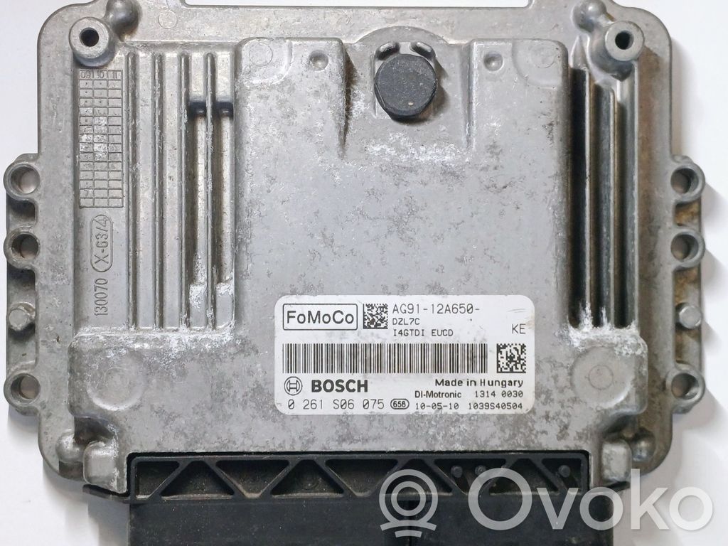 Ford Mondeo MK IV Engine control unit/module 