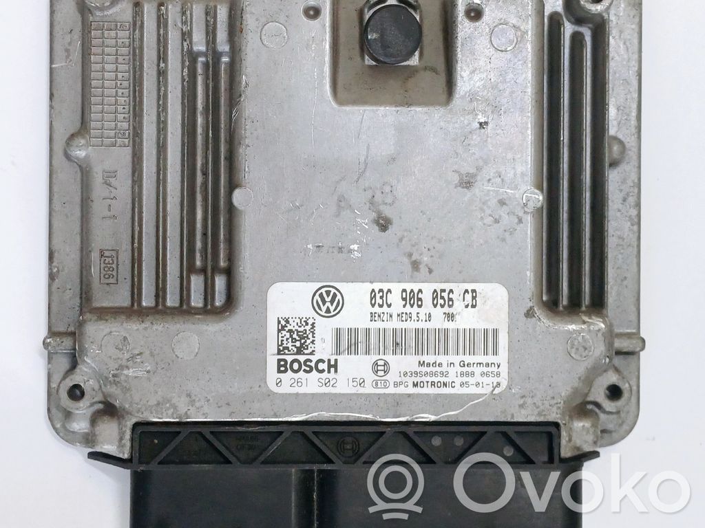 Volkswagen Golf V Engine control unit/module 