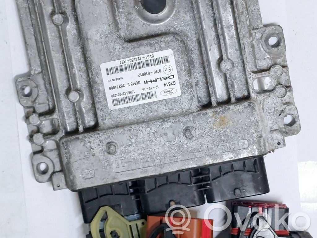Ford Focus Variklio valdymo blokas 