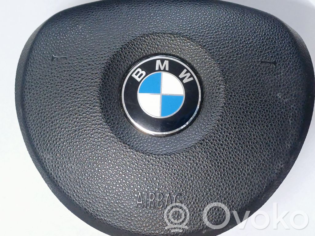 BMW 1 E81 E87 Vairo oro pagalvė 