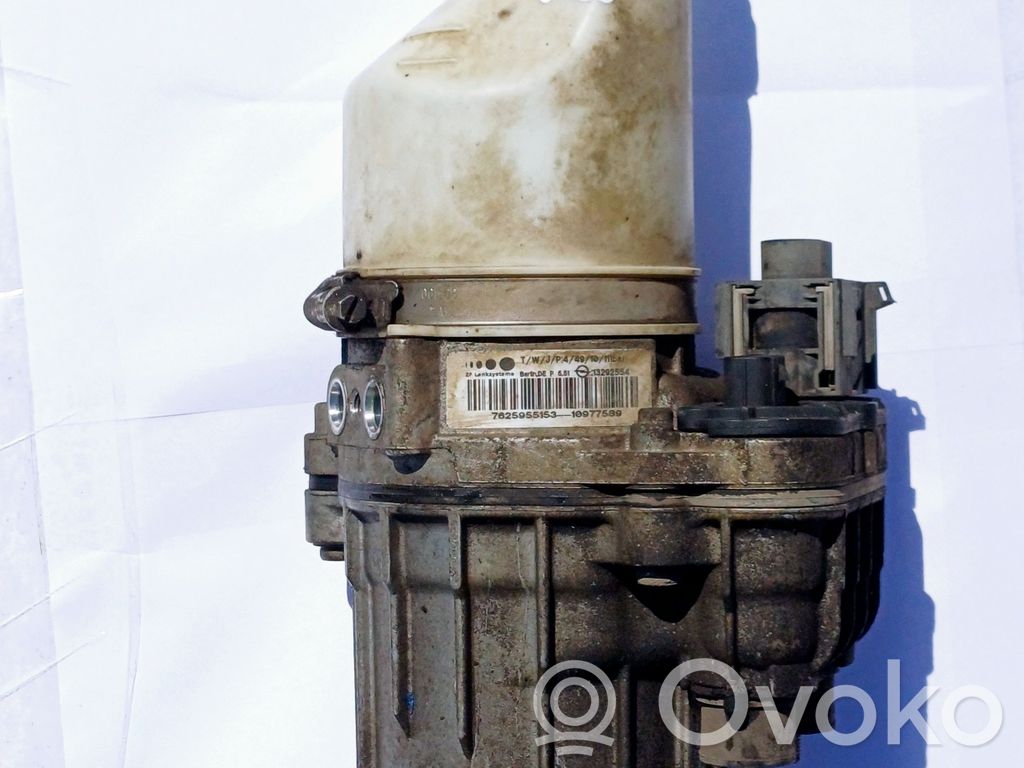 Opel Zafira B Power steering pump 