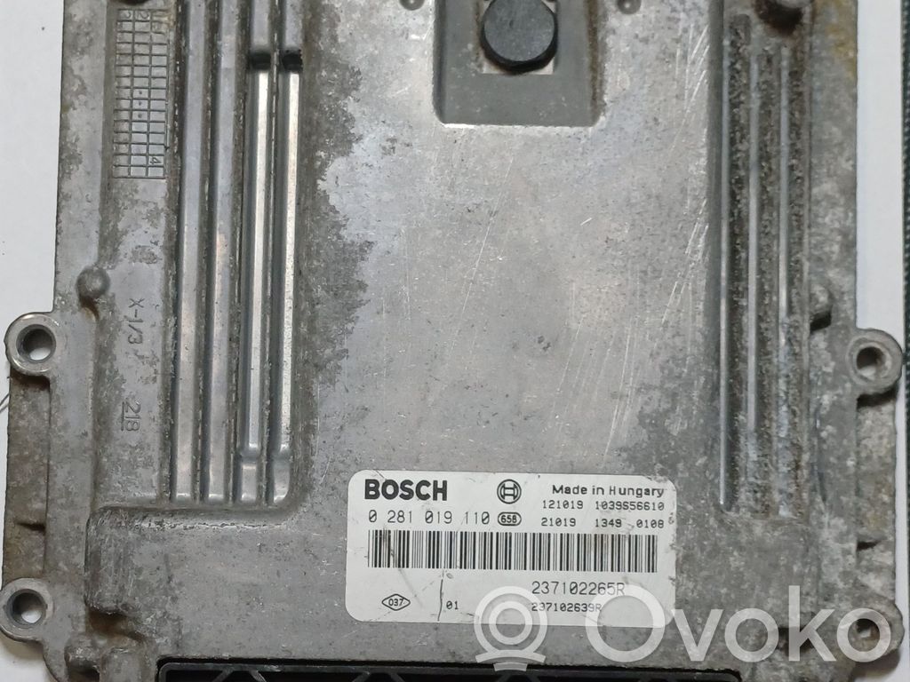Renault Master III Engine control unit/module 