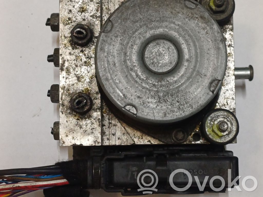 Opel Corsa D ABS bloks 