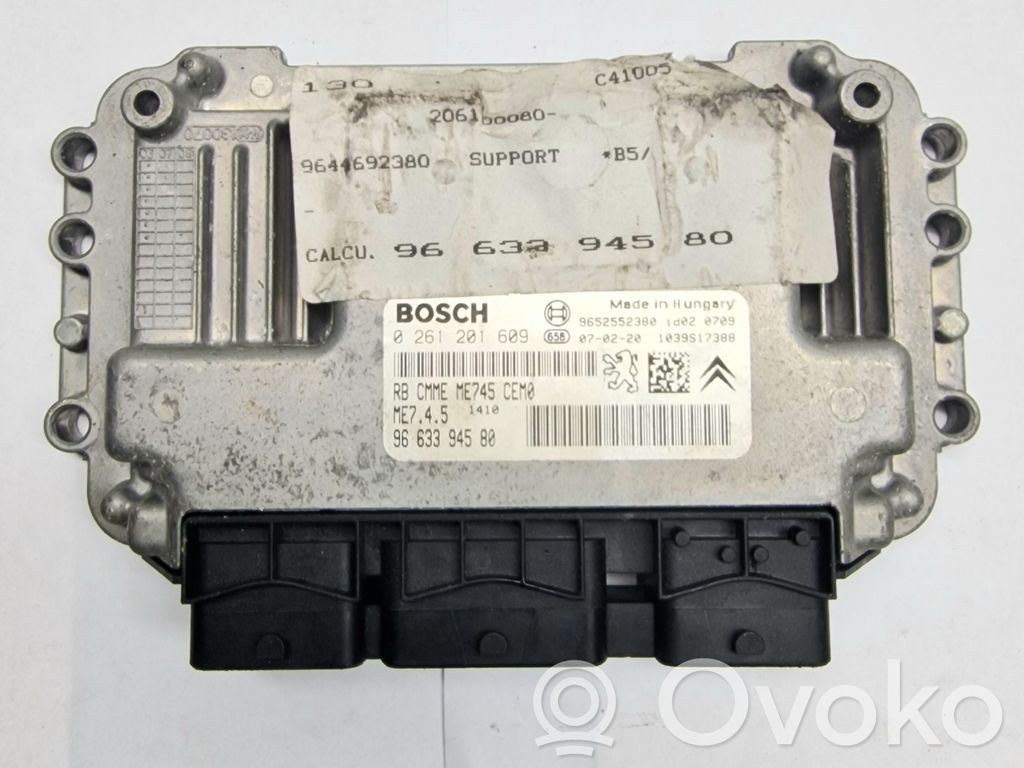 Citroen C4 I Variklio valdymo blokas 
