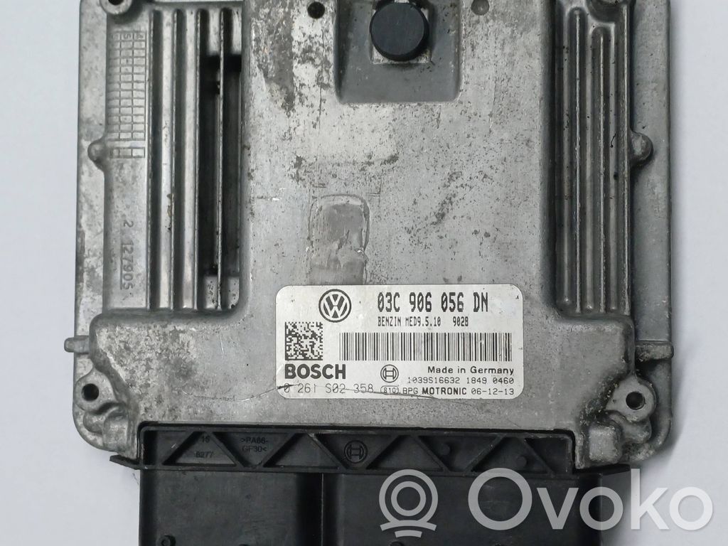 Volkswagen Golf V Engine control unit/module 