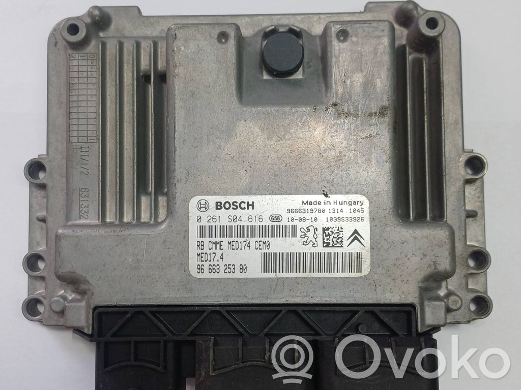 Peugeot 3008 I Engine control unit/module 