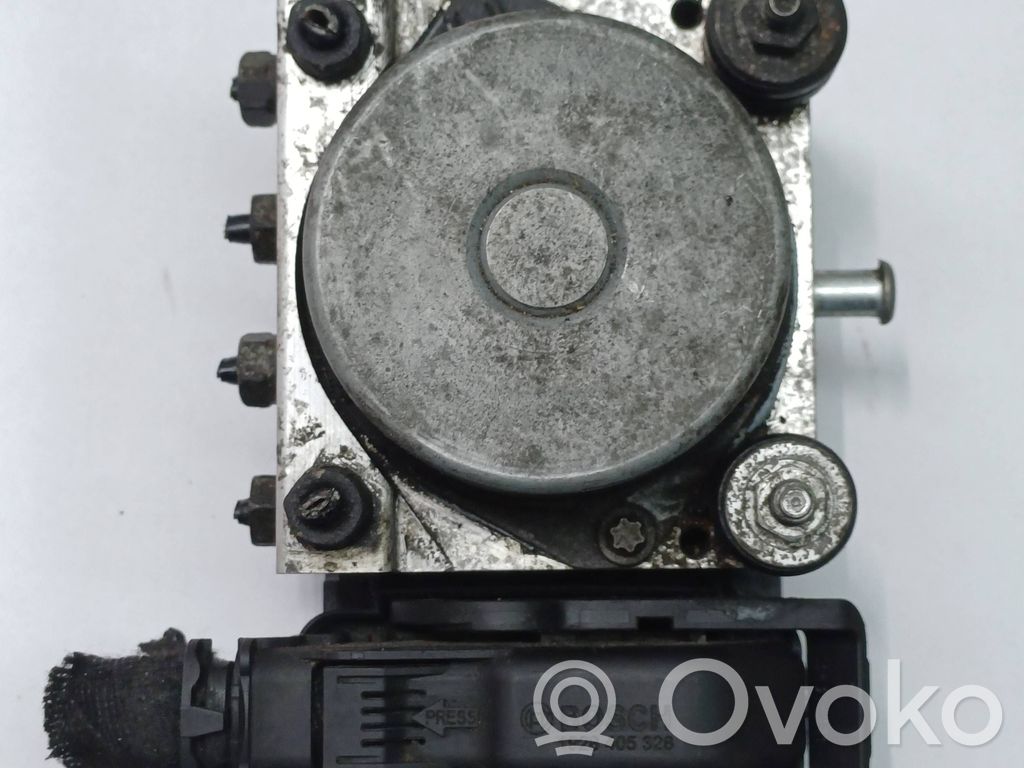 Opel Corsa D Bomba de ABS 