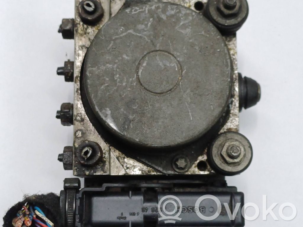 Opel Corsa D ABS-pumppu 