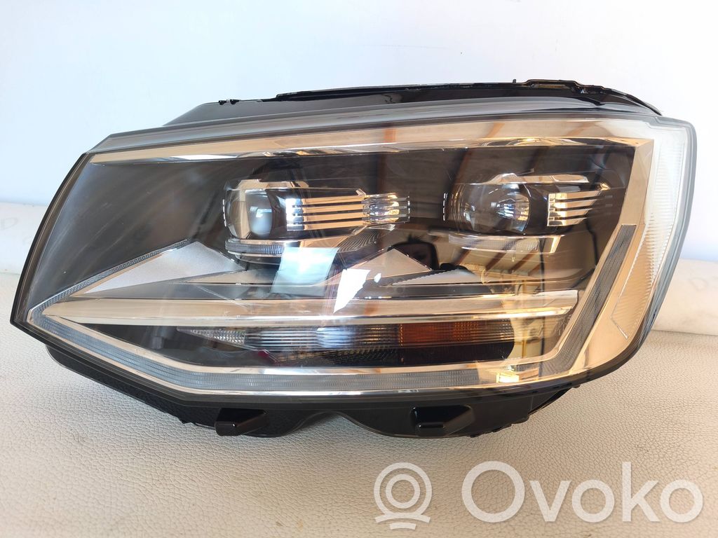 Volkswagen Transporter - Caravelle T6 Lampa przednia 