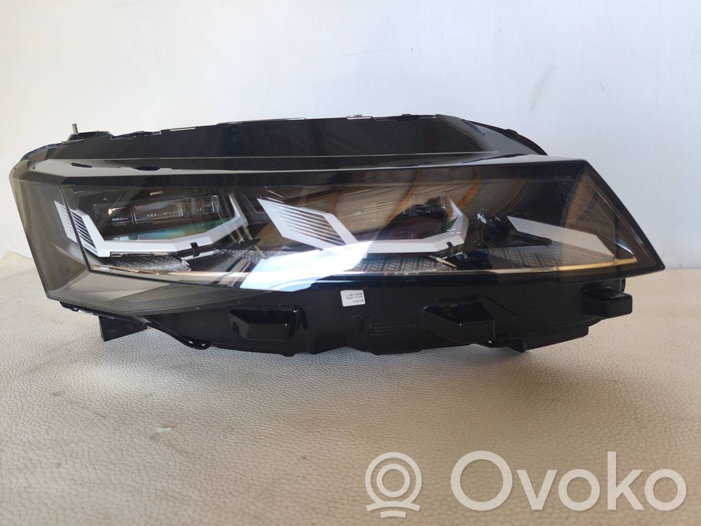 Scheinwerfer   260732178R