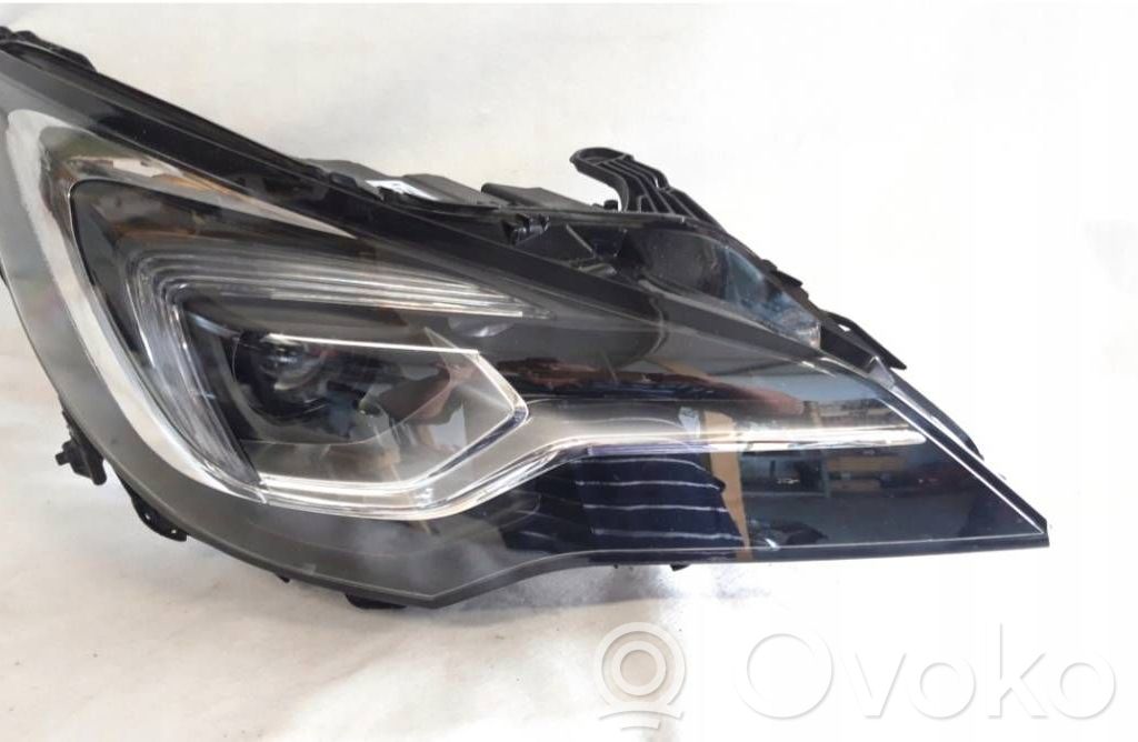 Opel Astra K Scheinwerfer 