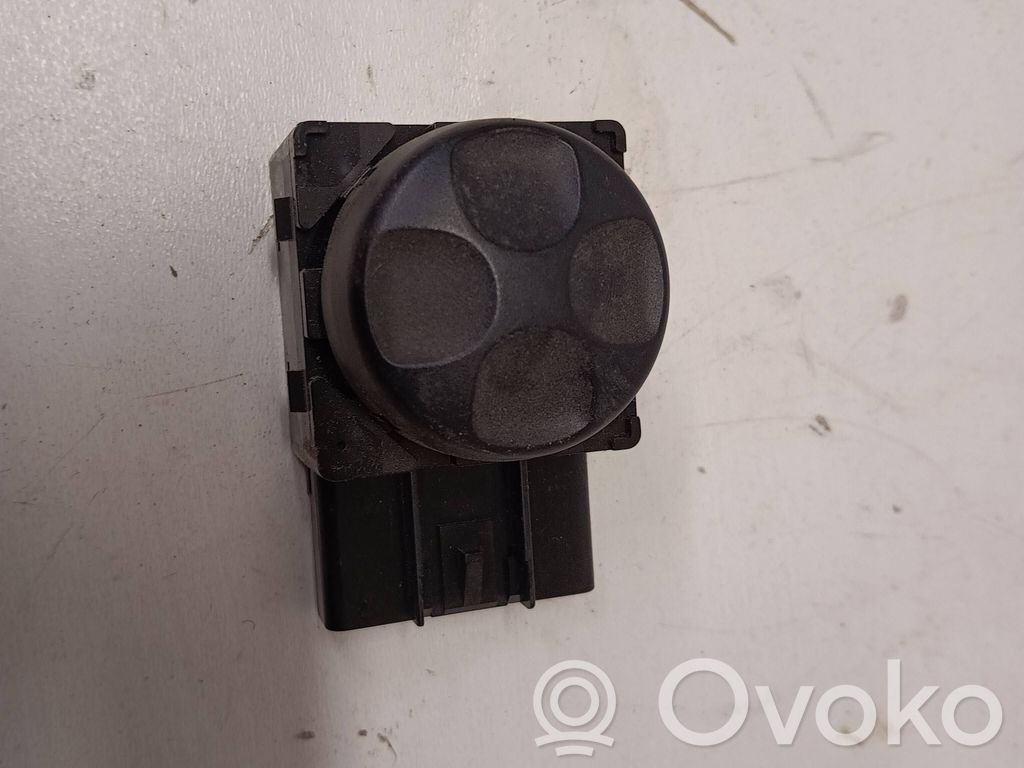 Jeep Grand Cherokee Seat adjustment knob 