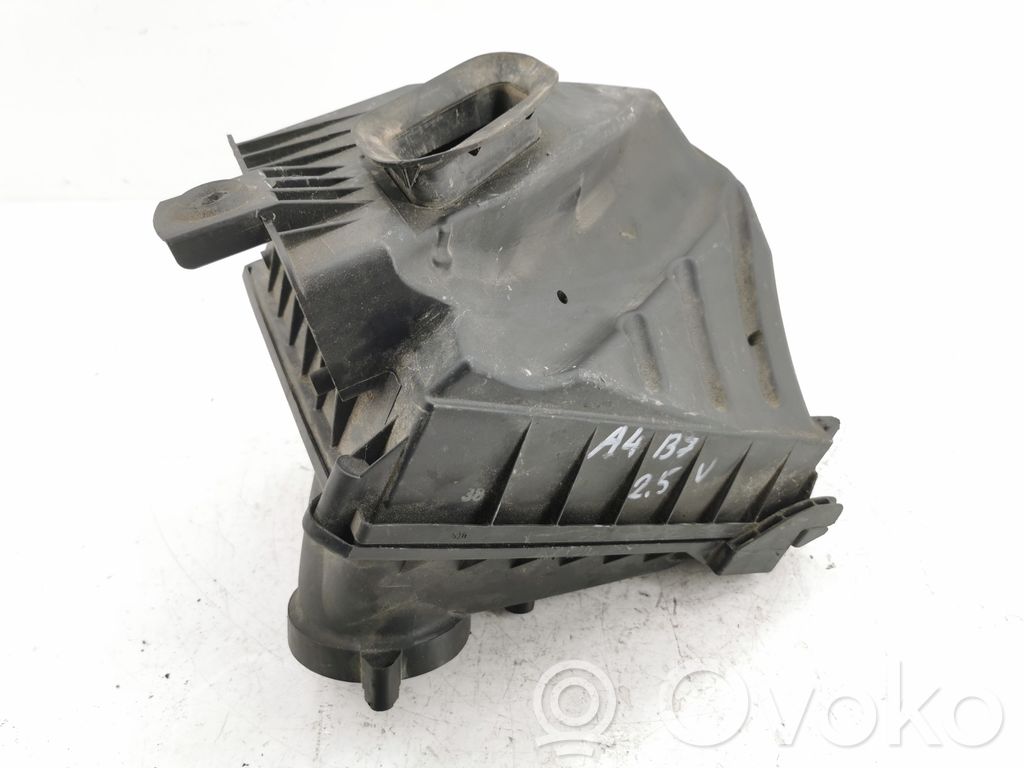 Audi A4 S4 B7 8E 8H Air filter box 