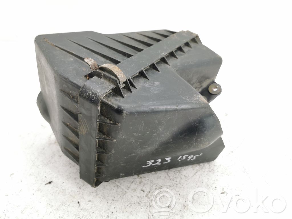 Mazda 323 Oro filtro dėžė 