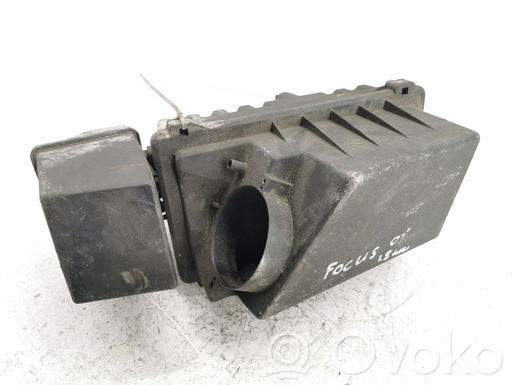 Ford Focus Air filter box 