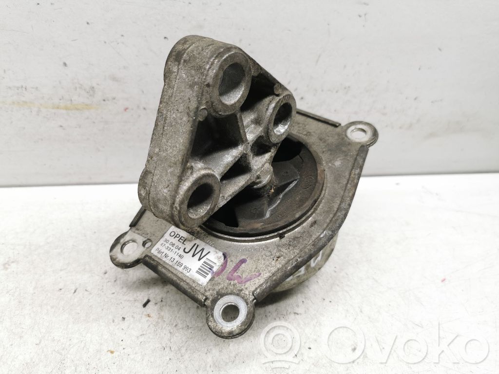 Engine mount bracket   13159993