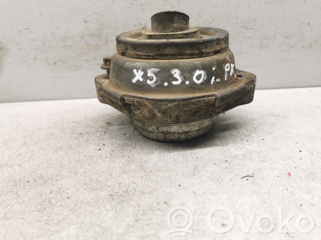 BMW X5 E53 Engine mount bracket 
