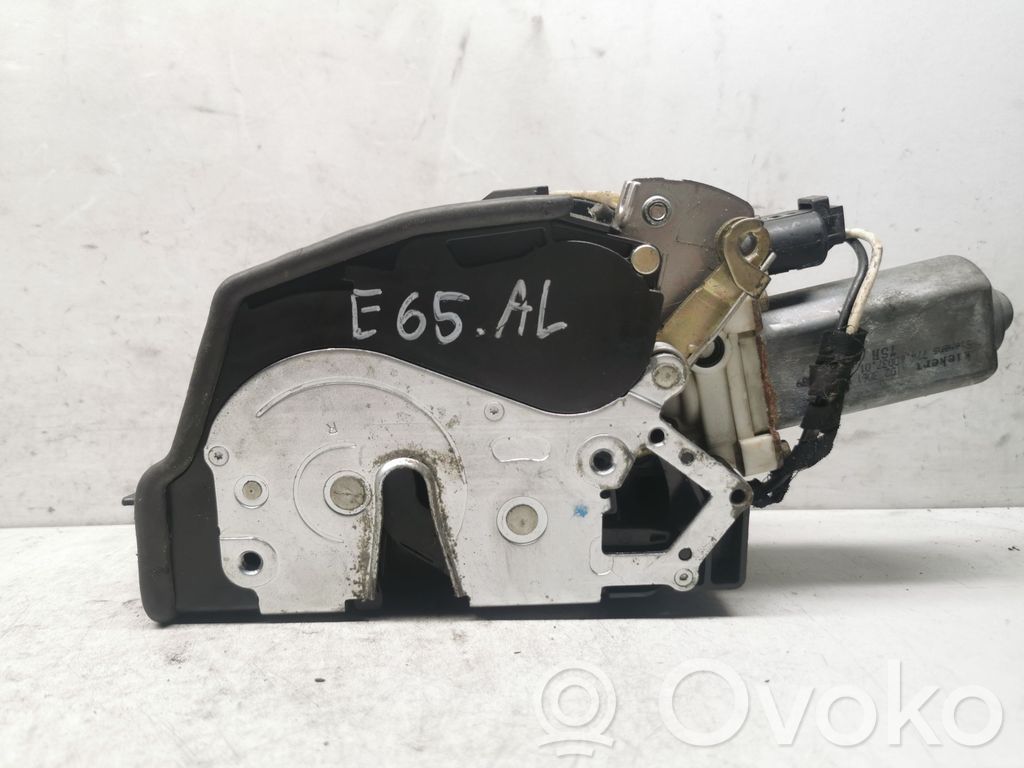 BMW 7 E65 E66 Galinių durų spyna 