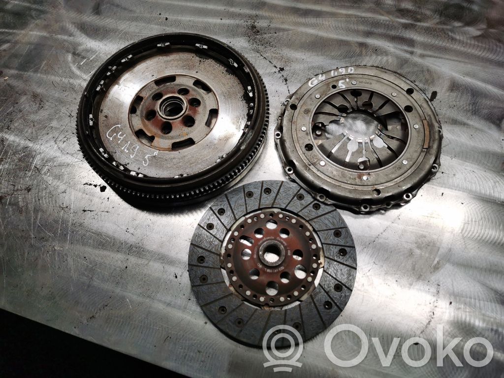 Volkswagen Golf IV Sankabos komplektas 