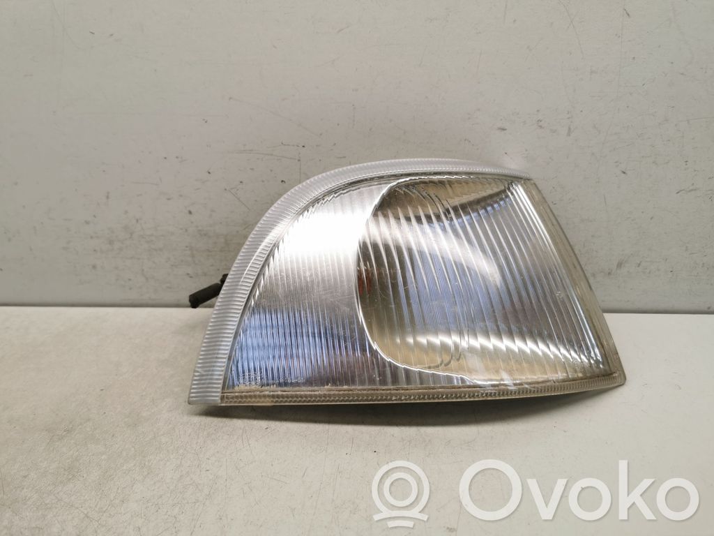 Volvo S40, V40 Front indicator light 