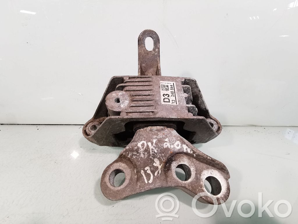 Opel Astra J Engine mount bracket 