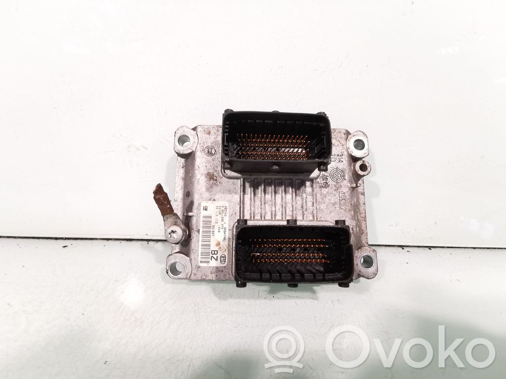 Opel Corsa D Engine control unit/module 
