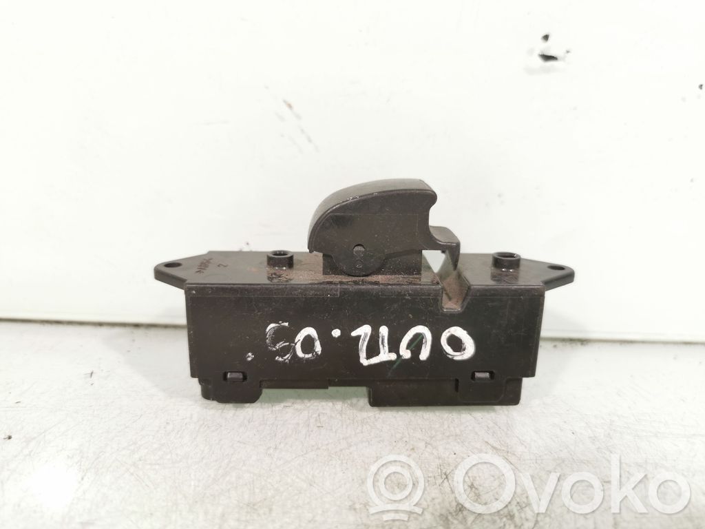 Mitsubishi Outlander Electric window control switch 