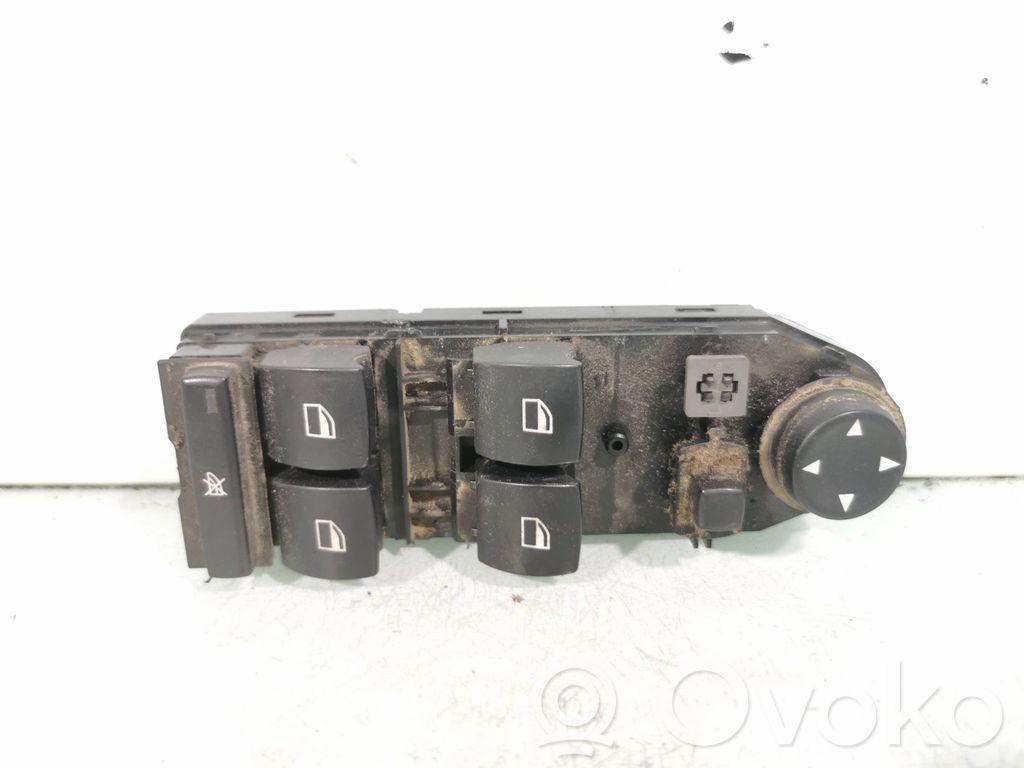 BMW 5 E60 E61 Electric window control switch 