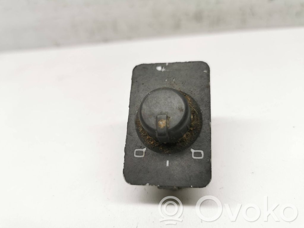 Audi A6 S6 C5 4B Wing mirror switch 