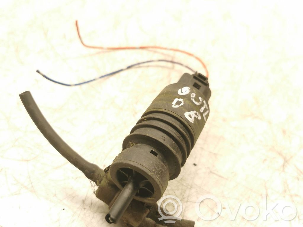 Mitsubishi Outlander Windscreen/windshield washer pump 