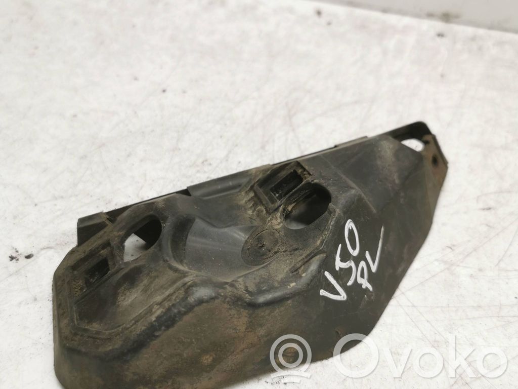 Volvo V50 Front bumper mounting bracket 