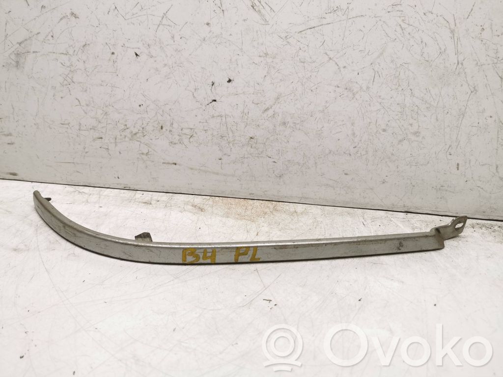 Audi 80 90 S2 B4 Under headlight/headlamp trim 