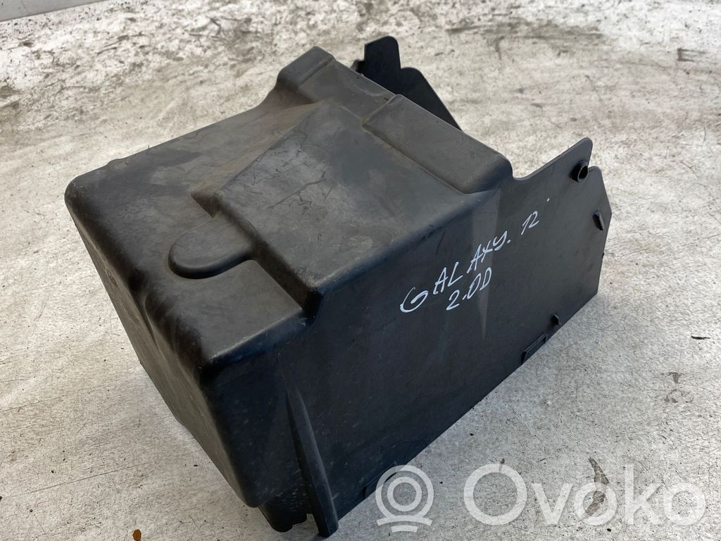 Ford Galaxy Akumuliatoriaus dėžė 
