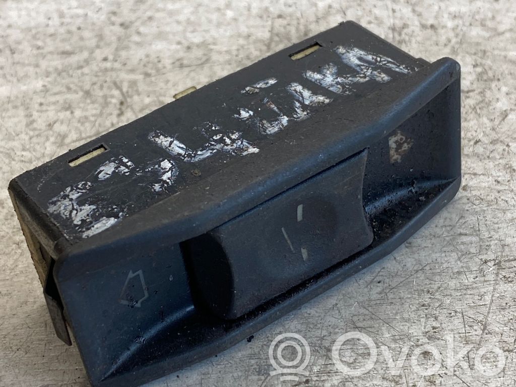 BMW 5 E34 Sunroof switch 
