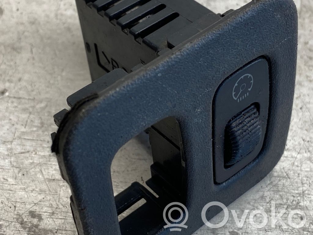 Mitsubishi Pajero Panel lighting control switch 
