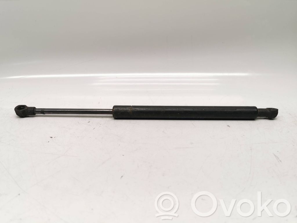 BMW 3 E46 Tailgate/trunk strut/damper 