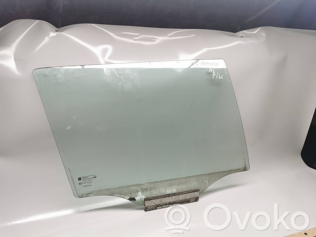 Opel Astra G Rear door window glass 